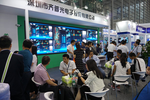 深圳安博会首日，齐普光电安防LED小间距备受关注
