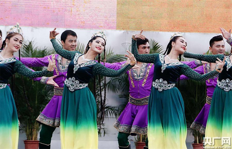 第二十七届中国丝绸之路吐鲁番葡萄节9月3日
