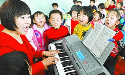 新疆公开招聘12467名公办幼儿园、中小学教师